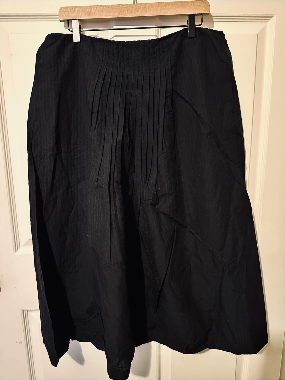 Uniqlo | Skirt | Uniqlo Linen Blend Tuck Long Skirt | Black - Picture 11 of 11
